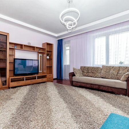 Апартаменты 2Day Apart У Байтерека Nur-Sultan  Exterior photo